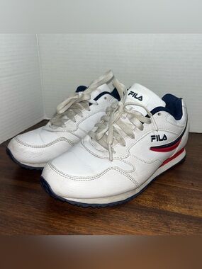 Filas white blue red casual sneakers shoes women’s size 7
